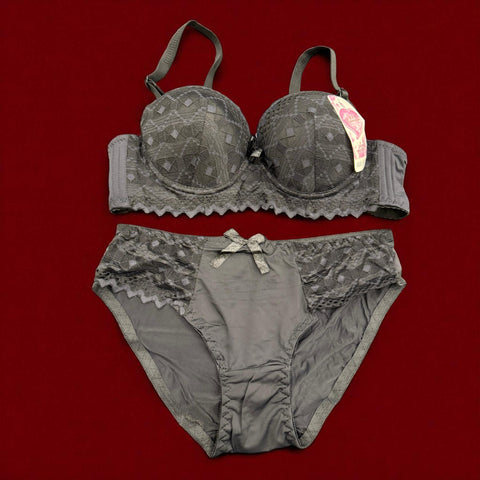 Romance Charm Bra Panty Set