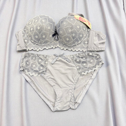Romance Charm Bra Panty Set