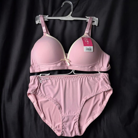 Veloura Lightly Padded Bra & Panty Set