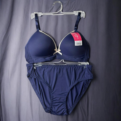 Veloura Lightly Padded Bra & Panty Set